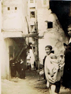 Dans le Mellah de Fès 1905a.jpg