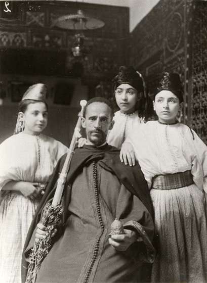 Famille juive 1905-loulav.jpg