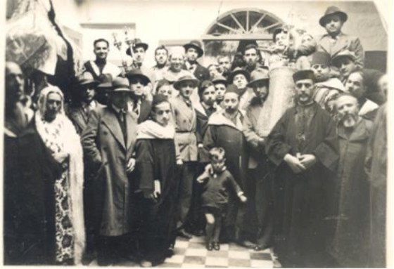 Simhat Torah 1930.jpg