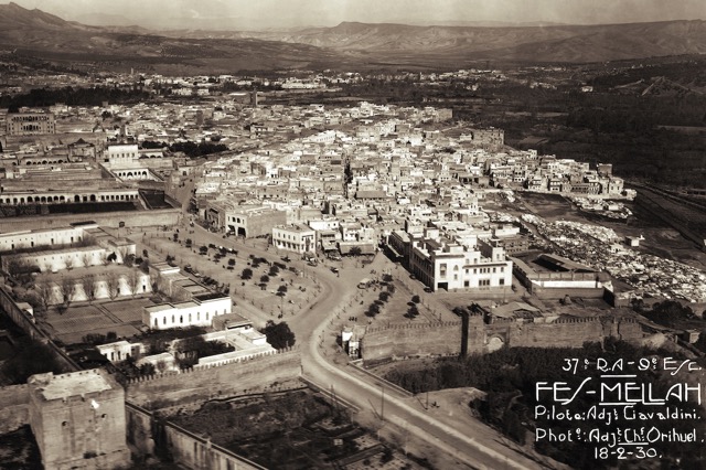  Place commerce 1930.jpg