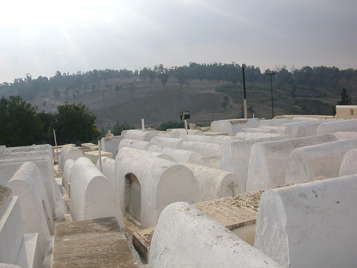 Cimetière-18 .JPG